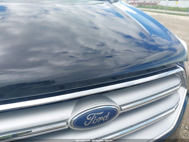 Продажа на аукционе авто 2018 Ford Escape Se, vin: 1FMCU9GD0JUC00719, номер лота: 45391539