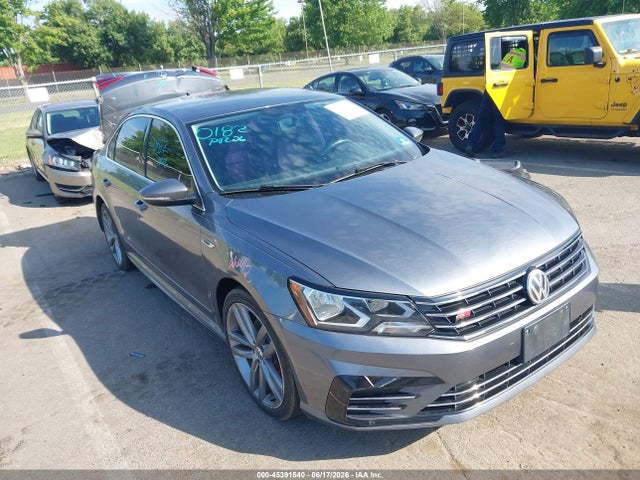 2017 Volkswagen Passat 1.8t R-line მანქანა იყიდება აუქციონზე, vin: 1VWDT7A39HC039865, აუქციონის ნომერი: 45391540