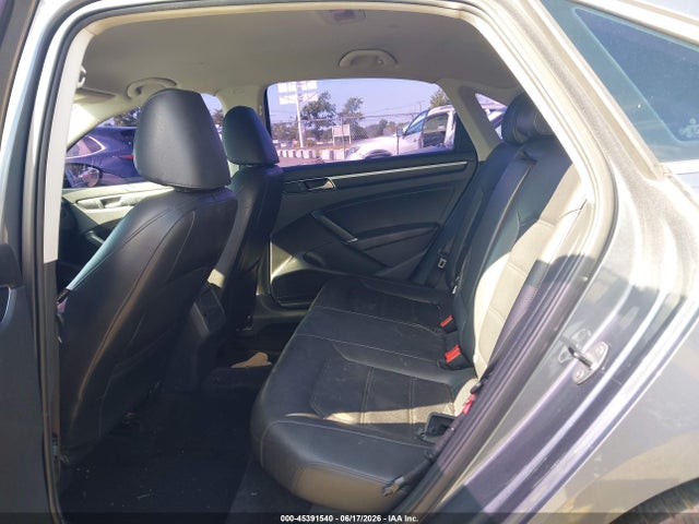 Aukcja sprzedaży 2017 Volkswagen Passat 1.8t R-line, vin: 1VWDT7A39HC039865, numer aukcji: 45391540