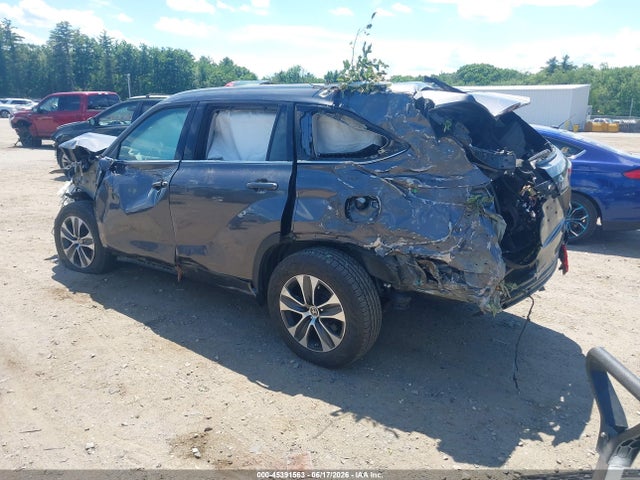5TDGZRBH5NS565988 Toyota Highlander Xle