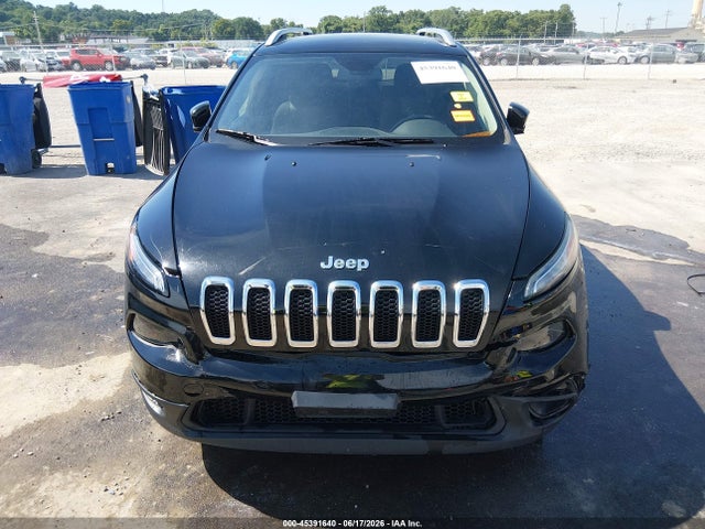 2018 Jeep Cherokee Latitude Fwd მანქანა იყიდება აუქციონზე, vin: 1C4PJLCB9JD615831, აუქციონის ნომერი: 45391640