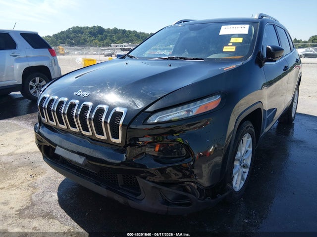 2018 Jeep Cherokee Latitude Fwd მანქანა იყიდება აუქციონზე, vin: 1C4PJLCB9JD615831, აუქციონის ნომერი: 45391640