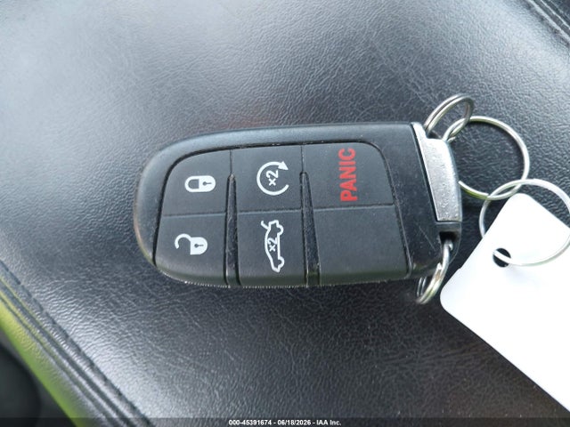 Продаж на аукціоні авто 2015 Chrysler 200 Limited, vin: 1C3CCCAB6FN702507, номер лоту: 45391674