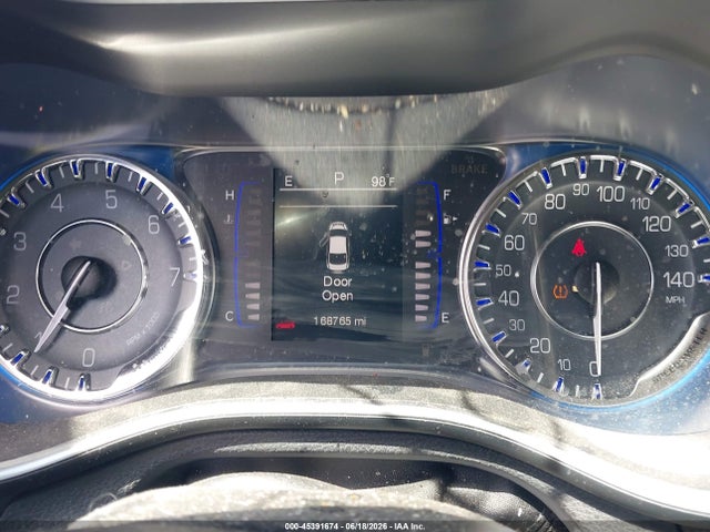 Продаж на аукціоні авто 2015 Chrysler 200 Limited, vin: 1C3CCCAB6FN702507, номер лоту: 45391674