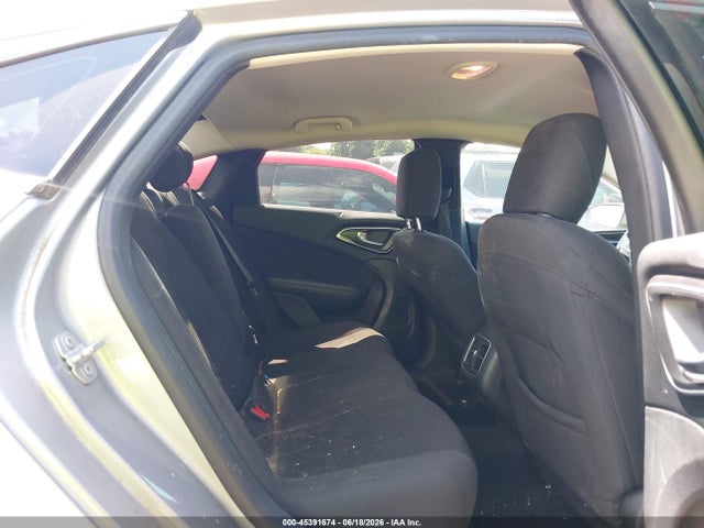 Продаж на аукціоні авто 2015 Chrysler 200 Limited, vin: 1C3CCCAB6FN702507, номер лоту: 45391674