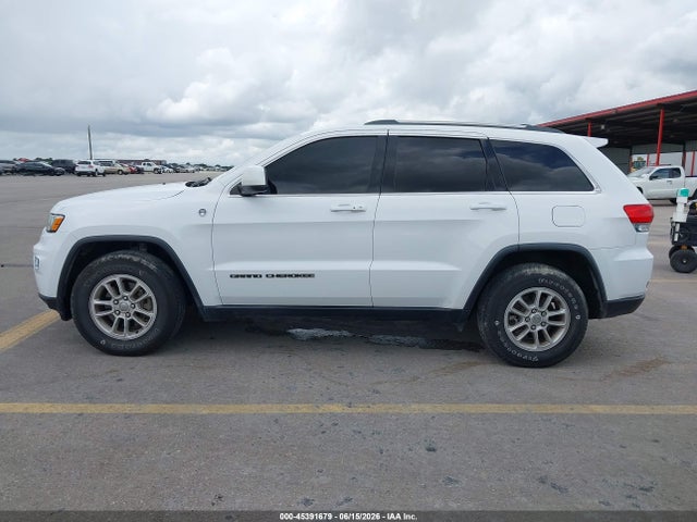 1C4RJFAG6KC853586 Jeep Grand Cherokee Laredo E 4x4