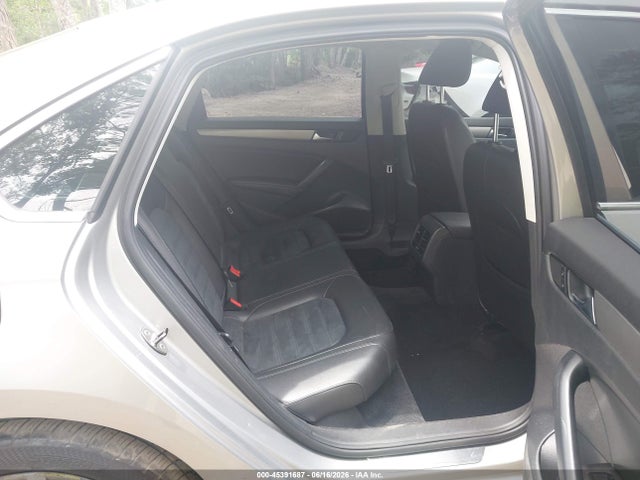 45391687 :رقم المزاد ، 1VWCM7A31EC018349 vin ، 2014 Volkswagen Passat 3.6l V6 Sel Premium مزاد بيع