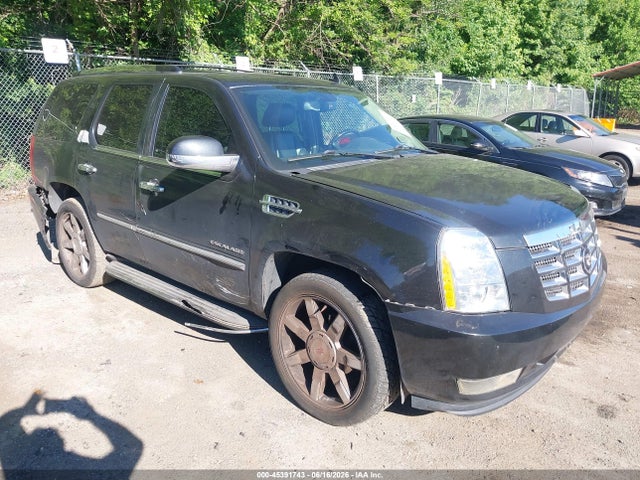 Продажа на аукционе авто 2011 Cadillac Escalade Luxury, vin: 1GYS4BEF6BR147261, номер лота: 45391743