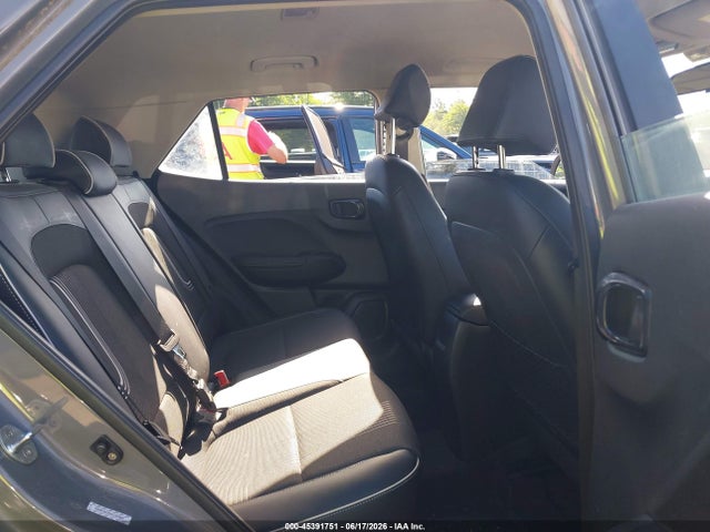 KMHRC8A32NU166005 Hyundai Venue Limited