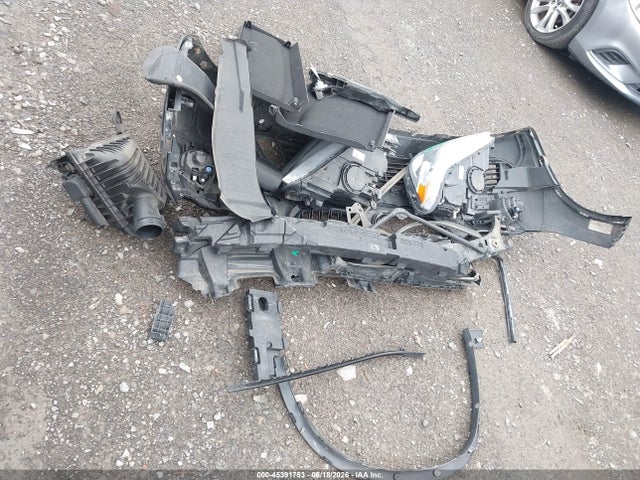 45391753 :رقم المزاد ، WBXHT3C36J5K25869 vin ، 2018 Bmw X1 Xdrive28i مزاد بيع
