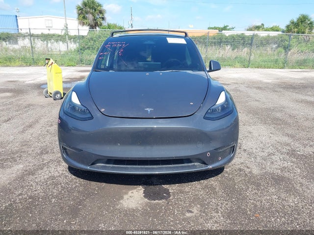 2023 Tesla Model Y Performance Dual Motor All-wheel Drive მანქანა იყიდება აუქციონზე, vin: 7SAYGDEF6PF839250, აუქციონის ნომერი: 45391821