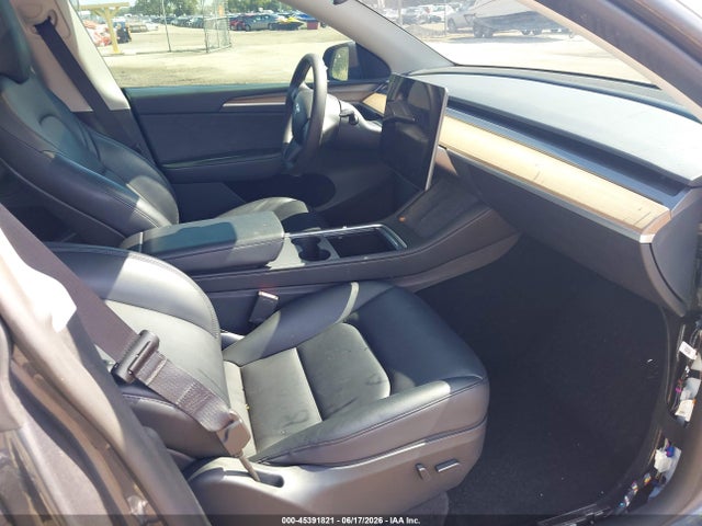 2023 Tesla Model Y Performance Dual Motor All-wheel Drive მანქანა იყიდება აუქციონზე, vin: 7SAYGDEF6PF839250, აუქციონის ნომერი: 45391821