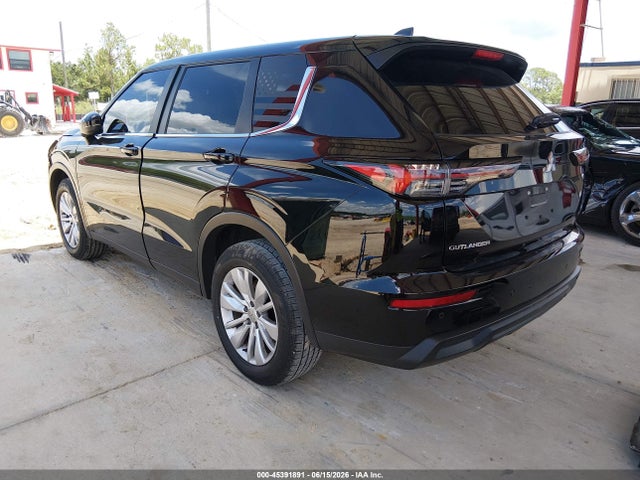 Auction sale of the 2025 Mitsubishi Outlander Es 2.5 2wd, vin: JA4J3UA86SZ056587, lot number: 45391891