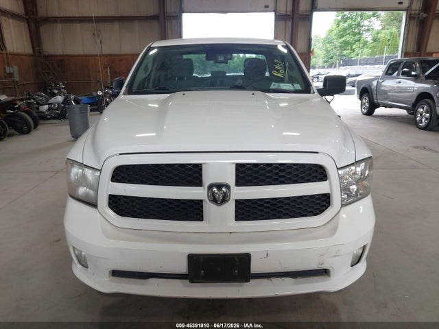 45391910 :رقم المزاد ، 1C6RR7FG9GS353580 vin ، 2016 Ram 1500 Express مزاد بيع