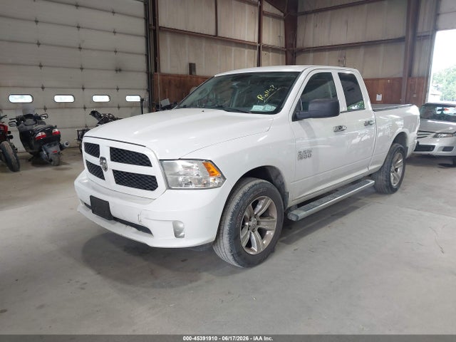 45391910 :رقم المزاد ، 1C6RR7FG9GS353580 vin ، 2016 Ram 1500 Express مزاد بيع