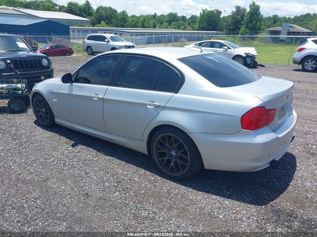 2010 Bmw 335i მანქანა იყიდება აუქციონზე, vin: WBAPM7C59AE192135, აუქციონის ნომერი: 45391917