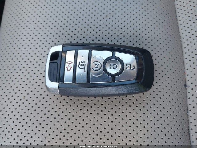 Продажа на аукционе авто 2020 Ford Escape Sel, vin: 1FMCU9H60LUA49092, номер лота: 45391929