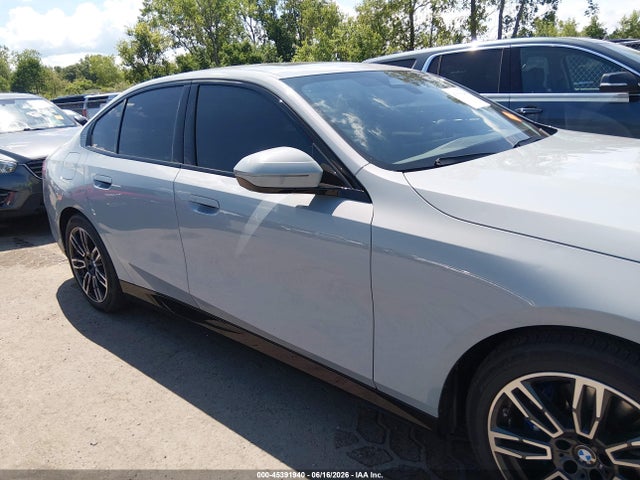 Продаж на аукціоні авто 2024 Bmw 530i Xdrive, vin: WBA53FJ05RCT09096, номер лоту: 45391940