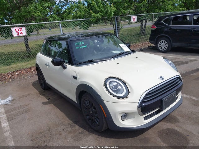45391987 :رقم المزاد ، WMWXR3C0XM2N27553 vin ، 2021 Mini Hardtop Cooper مزاد بيع