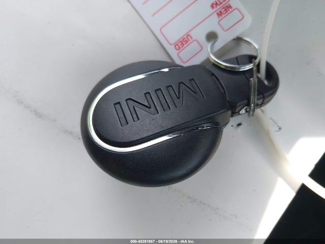 45391987 :رقم المزاد ، WMWXR3C0XM2N27553 vin ، 2021 Mini Hardtop Cooper مزاد بيع