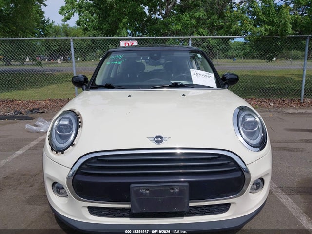 45391987 :رقم المزاد ، WMWXR3C0XM2N27553 vin ، 2021 Mini Hardtop Cooper مزاد بيع