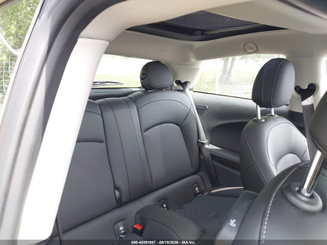 45391987 :رقم المزاد ، WMWXR3C0XM2N27553 vin ، 2021 Mini Hardtop Cooper مزاد بيع
