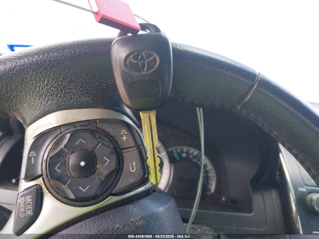 4T1BF1FK1EU748581 Toyota CAMRY SE