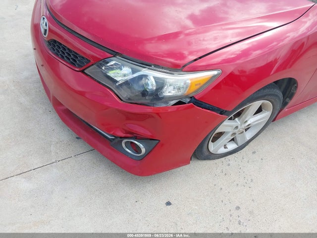 4T1BF1FK1EU748581 Toyota CAMRY SE