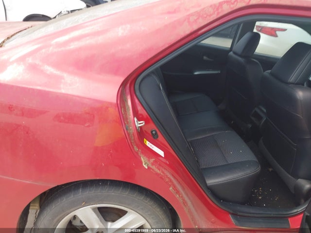 4T1BF1FK1EU748581 Toyota CAMRY SE