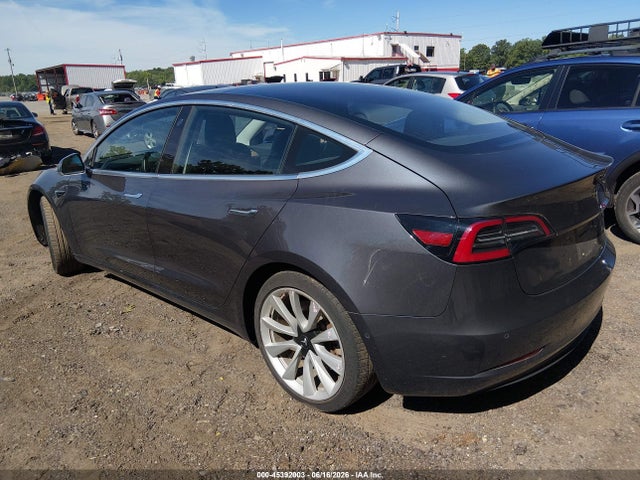 Tesla Model 3 Long Range/mid Range 2018 5YJ3E1EA3JF023975 Image 3