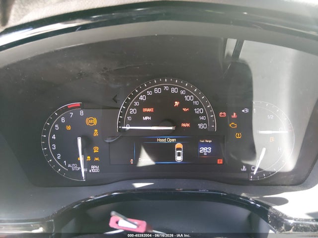 45392004 :رقم المزاد ، 1GYKNERS6HZ218151 vin ، 2017 Cadillac Xt5 Premium Luxury مزاد بيع