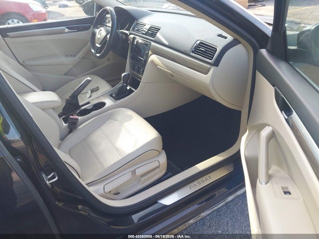 Aukcja sprzedaży 2018 Volkswagen Passat 2.0t Se, vin: 1VWBA7A30JC025484, numer aukcji: 45392008