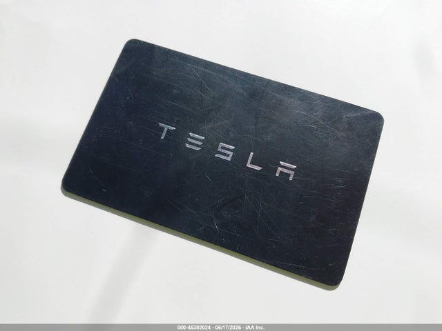 Продаж на аукціоні авто 2024 Tesla Model Y Long Range Dual Motor All-wheel Drive, vin: 7SAYGDEE3RF132973, номер лоту: 45392024