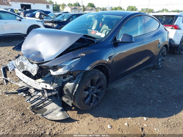 Продаж на аукціоні авто 2024 Tesla Model Y Long Range Dual Motor All-wheel Drive, vin: 7SAYGDEE3RF132973, номер лоту: 45392024