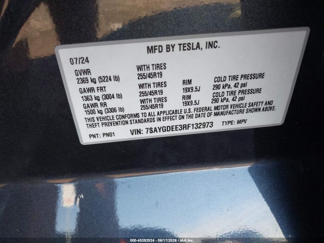 Продаж на аукціоні авто 2024 Tesla Model Y Long Range Dual Motor All-wheel Drive, vin: 7SAYGDEE3RF132973, номер лоту: 45392024
