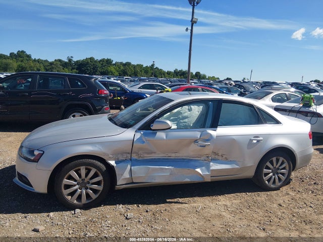 Продажа на аукционе авто 2013 Audi A4 2.0t Premium, vin: WAUBFAFL7DN043951, номер лота: 45392034