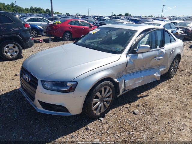 Продажа на аукционе авто 2013 Audi A4 2.0t Premium, vin: WAUBFAFL7DN043951, номер лота: 45392034