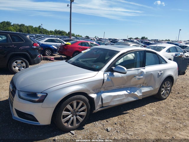 Продажа на аукционе авто 2013 Audi A4 2.0t Premium, vin: WAUBFAFL7DN043951, номер лота: 45392034