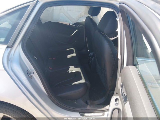 Продажа на аукционе авто 2013 Audi A4 2.0t Premium, vin: WAUBFAFL7DN043951, номер лота: 45392034