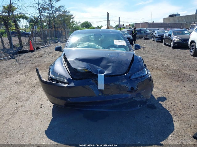 5YJ3E1EA8SF021138 Tesla Model 3 Long Range Rear-wheel Drive/standard Rear-wheel Drive