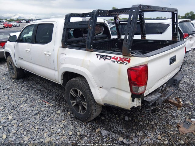 Aukcja sprzedaży 2017 Toyota Tacoma Trd Sport, vin: 5TFCZ5AN5HX059896, numer aukcji: 45392094