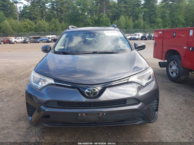 JTMBFREV0HJ169957 Toyota RAV4 LE