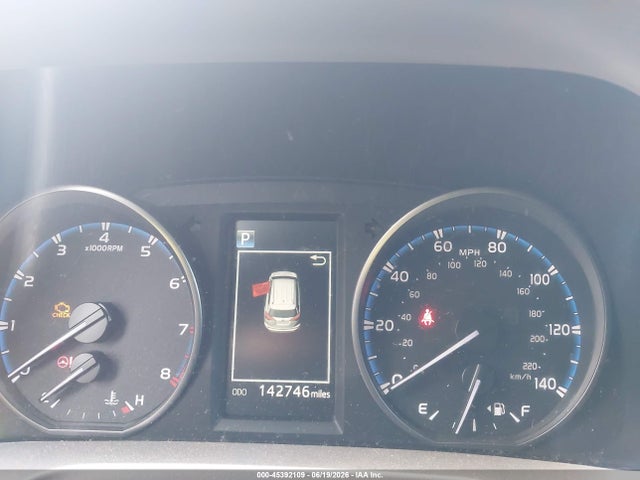 JTMBFREV0HJ169957 Toyota RAV4 LE
