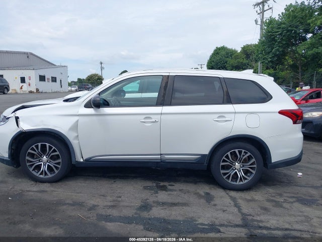 Aukcja sprzedaży 2017 Mitsubishi Outlander Es, vin: JA4AZ2A37HZ062849, numer aukcji: 45392128