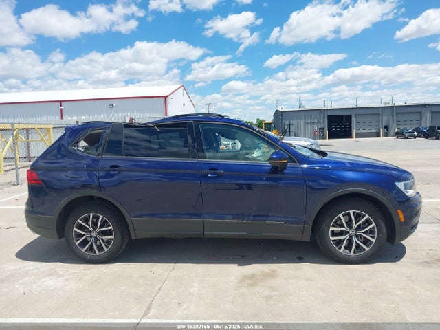 Продажа на аукционе авто 2021 Volkswagen Tiguan 2.0t S, vin: 3VV1B7AXXMM030663, номер лота: 45392166