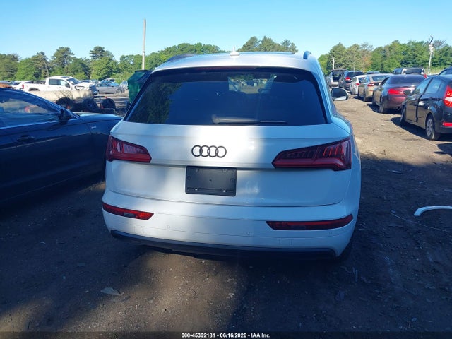 Auction sale of the 2020 Audi Q5 Premium 45 Tfsi Quattro S Tronic, vin: WA1ANAFY7L2091568, lot number: 45392181