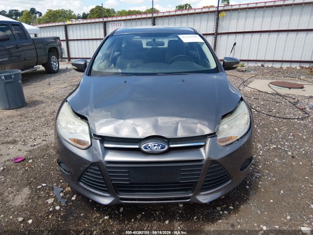 45392188 :رقم المزاد ، 1FADP3K24DL244127 vin ، 2013 Ford Focus Se مزاد بيع