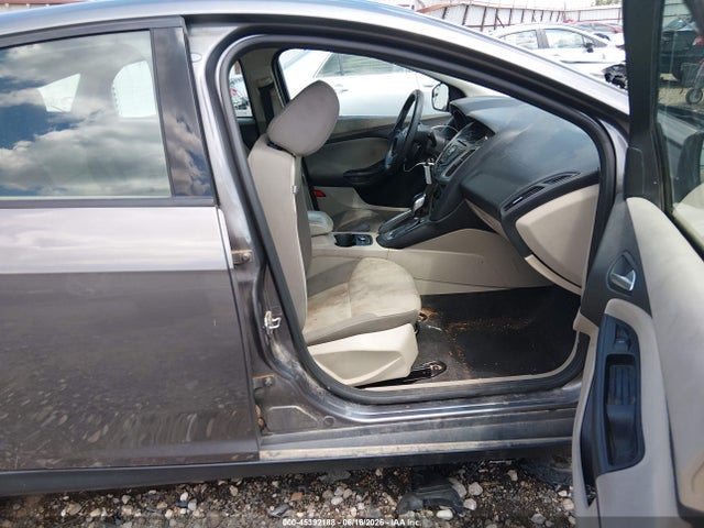 45392188 :رقم المزاد ، 1FADP3K24DL244127 vin ، 2013 Ford Focus Se مزاد بيع