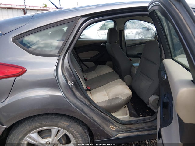 45392188 :رقم المزاد ، 1FADP3K24DL244127 vin ، 2013 Ford Focus Se مزاد بيع