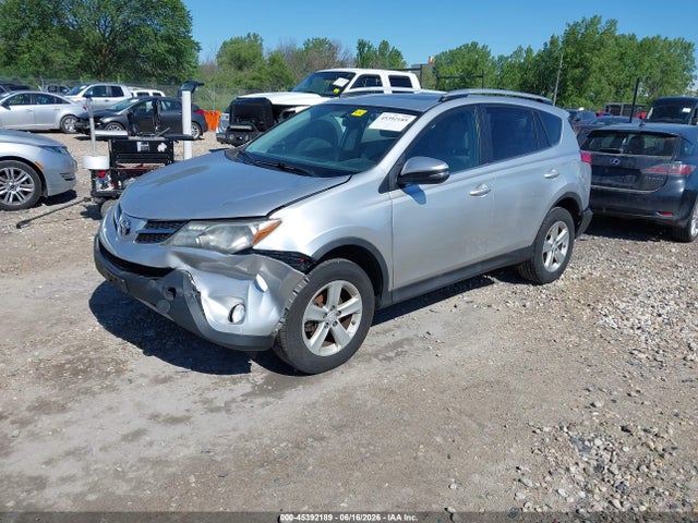 2014 Toyota Rav4 Xle მანქანა იყიდება აუქციონზე, vin: 2T3RFREV3EW196985, აუქციონის ნომერი: 45392189
